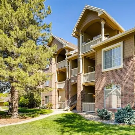 Rent this 3 bed condo on 1691 West Canal Circle
