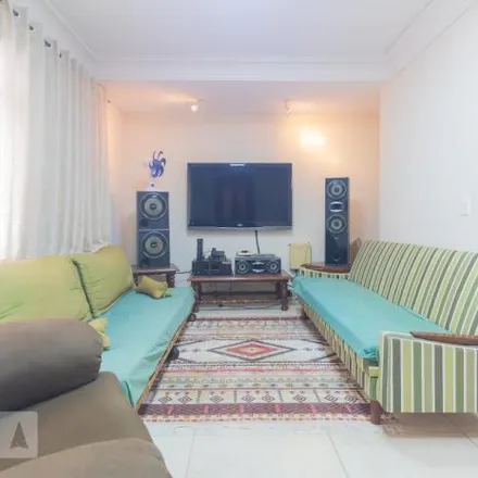 Rent this 6 bed house on Rua José Floriano de Toledo in Santo Amaro, São Paulo - SP