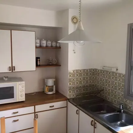 Rent this 2 bed apartment on 163 Rue Louis Blériot in 92100 Boulogne-Billancourt, France