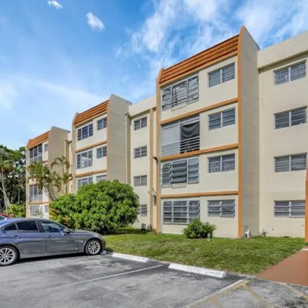 Buy this 1 bed condo on Ste 112 Northwest 41st Avenue in Lauderdale Lakes, FL 33313