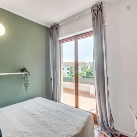 Rent this 8 bed room on Via Bronzino in 20131 Milan MI, Italy