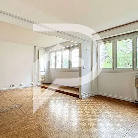 Image 7 - Rue de la République, 92800 Puteaux, France - Apartment for rent