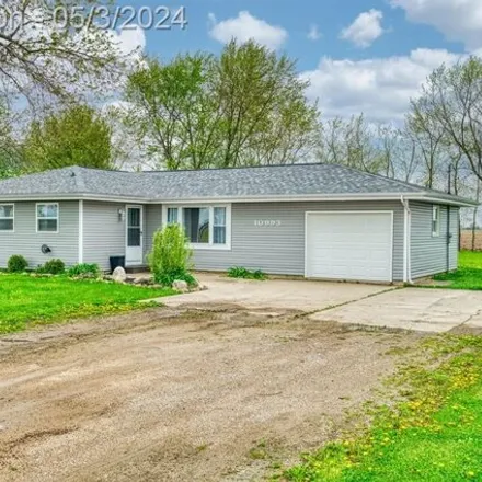 Buy this 3 bed house on 10947 Wilkinson Road in Venice Township, MI 48449