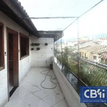 Buy this 3 bed house on Rua Vinte e Dois in Campo Grande, Rio de Janeiro - RJ