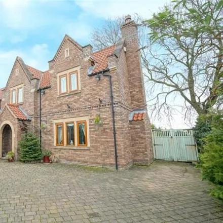 Buy this 5 bed house on Cockhill Field Lane in Braithwell, S66 7BA