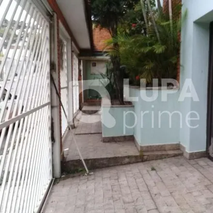 Rent this 3 bed house on Rua Paulo de Avelar 263 in Parada Inglesa, São Paulo - SP