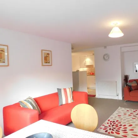 Rent this 3 bed apartment on 132 Calton Road in City of Edinburgh, EH8 8BY