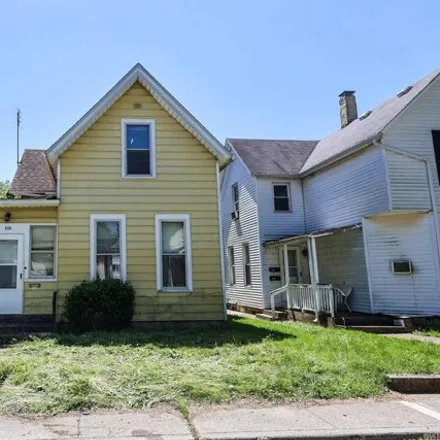 Buy this 3 bed house on 625 5th Street in Fort Wayne, IN 46808