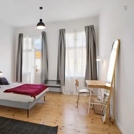 Rent this 4 bed room on Malplaquetstraße 37 in 13347 Berlin, Germany