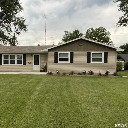 Buy this 3 bed house on 628 Sara Drive in Centralia, IL 62801