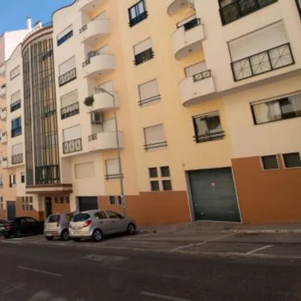 Image 2 - Rua Afonso Costa, 2620-297 Odivelas, Portugal - Apartment for rent