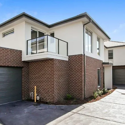 Rent this 2 bed townhouse on Chelsea Basketball Stadium in Royal Avenue, Bonbeach VIC 3196