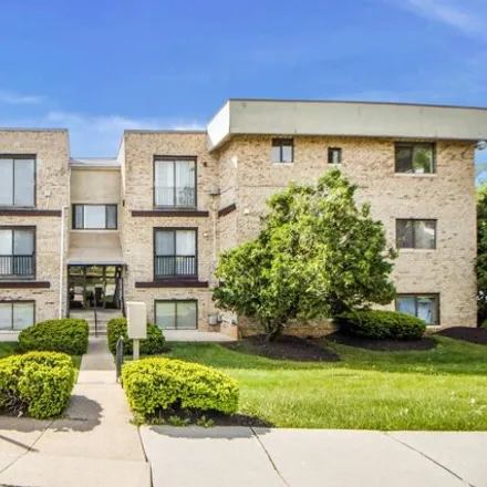 Buy this 1 bed condo on 3924 B Rolling Road in Pikesville, MD 21208