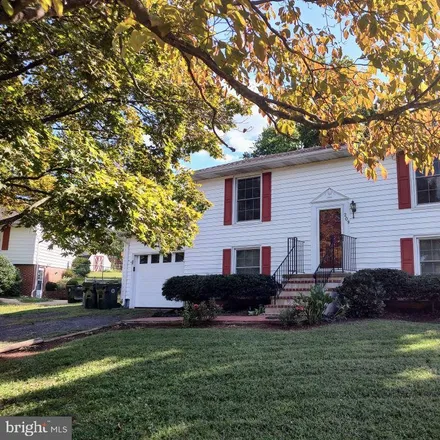 Image 1 - 209 Elmwood Drive, Meadowbrook Heights, Culpeper, VA 22701, USA - House for sale