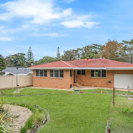 Rent this 3 bed apartment on Binbilla Drive in Bonny Hills NSW 2445, Australia