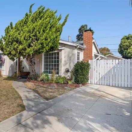Buy this 2 bed house on 6365 West 82nd Street in Los Angeles, CA 90045