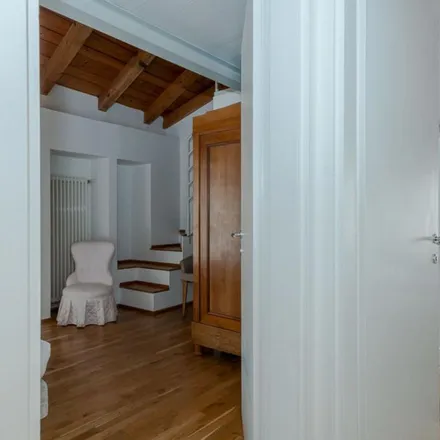 Rent this 3 bed apartment on Croci in Piazza del Duomo, 8
