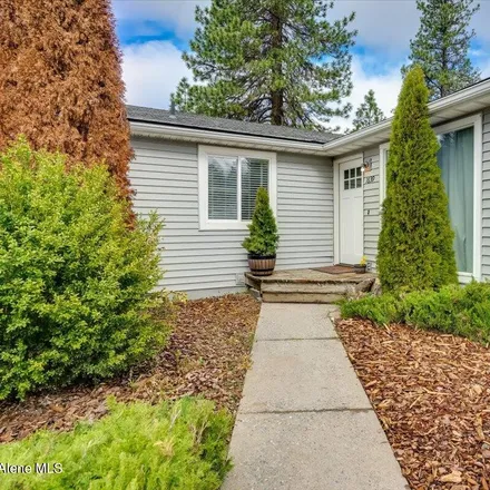 Buy this 5 bed house on 1637 East Hastings Avenue in Coeur d'Alene, ID 83814
