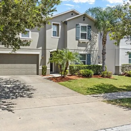 Buy this 6 bed house on 948 Emerald Green Court in Kissimmee, FL 34746