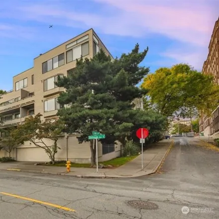 Buy this 1 bed condo on 225 Summit Avenue East in Seattle, WA 98102