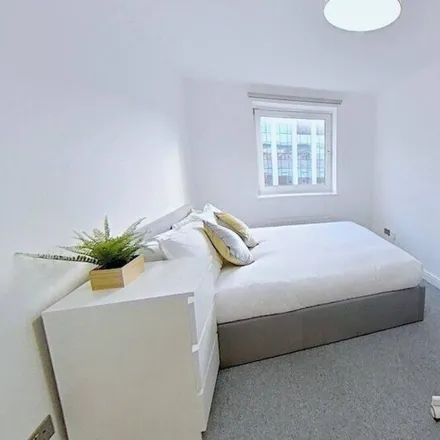 Image 5 - Leeds, LS2 9DU, United Kingdom - Apartment for rent
