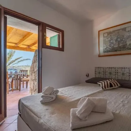 Image 1 - Via Isola di Lampedusa, Isola di Capo Rizzuto KR, Italy - House for rent