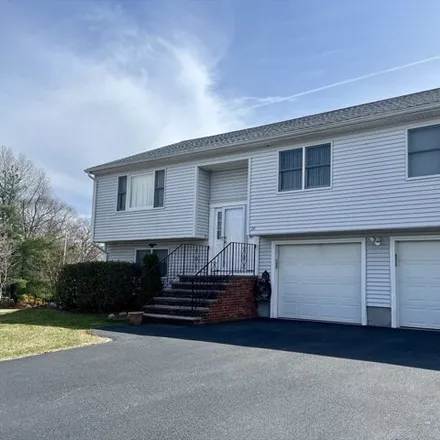 Rent this 3 bed house on 20 Emerald Drive in Lynn, MA 01905