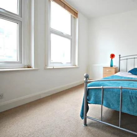 Rent this 2 bed apartment on 128 Kilburn High Road in London, NW6 7HY