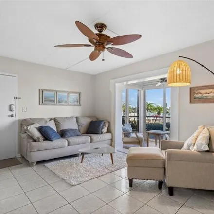 Image 5 - 9065 Captiva Circle, Saint Pete Beach, Pinellas County, FL 33706, USA - Condo for sale