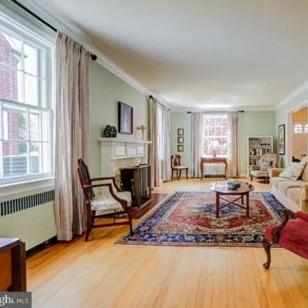 Image 8 - 3361 Rittenhouse Street Northwest, Washington, DC 20015, USA - House for sale