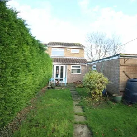 Image 9 - Whaddon Chase, Guisborough, TS14 7NQ, United Kingdom - Duplex for rent