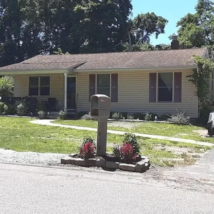Buy this 3 bed house on 12 Shirley St in Center Moriches, New York