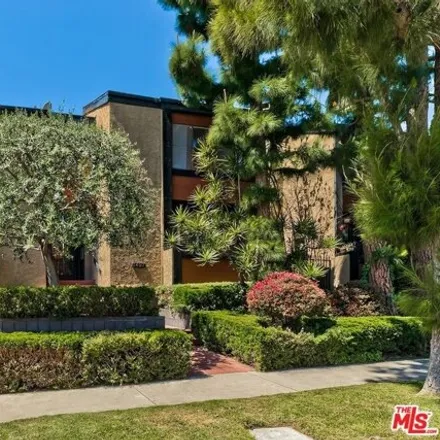 Image 2 - 1430 South Bentley Avenue, Los Angeles, CA 90025, USA - House for sale