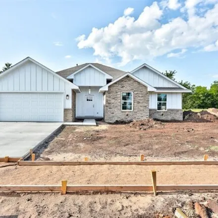 Buy this 4 bed house on 304 Southwest 25th Street in El Reno, OK 73036