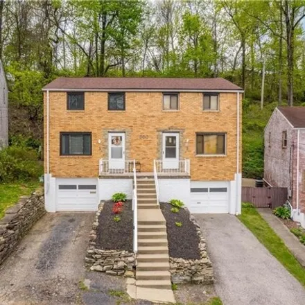Buy this studio house on 932 Cooke Drive in Castle Shannon, Allegheny County