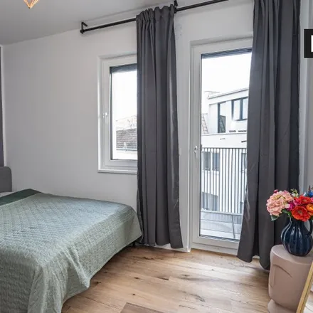 Rent this 5 bed room on Cunostraße 48 in 14193 Berlin, Germany