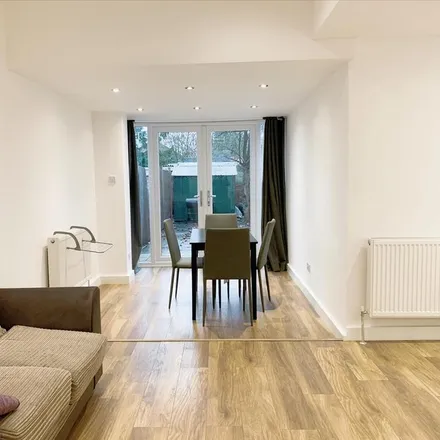 Rent this 2 bed house on Saint Andrews Road in London, W3 7NF