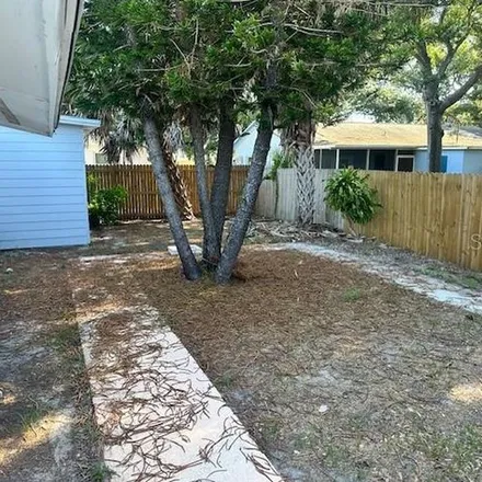 Rent this 2 bed apartment on 7225 7th Street North in Saint Petersburg, FL 33702