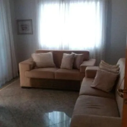 Rent this 3 bed apartment on Rua Antônio Carlos in Centro, Uberaba - MG