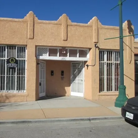 Rent this 2 bed house on San Jacinto School in East San Antonio Avenue, El Paso