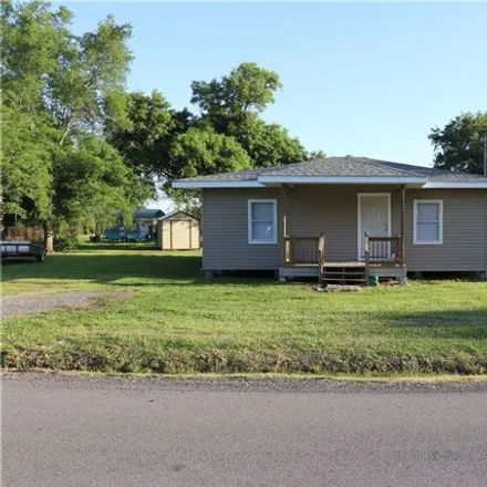 Buy this 2 bed house on 660 Ruth Road in Calcasieu Parish, LA 70665