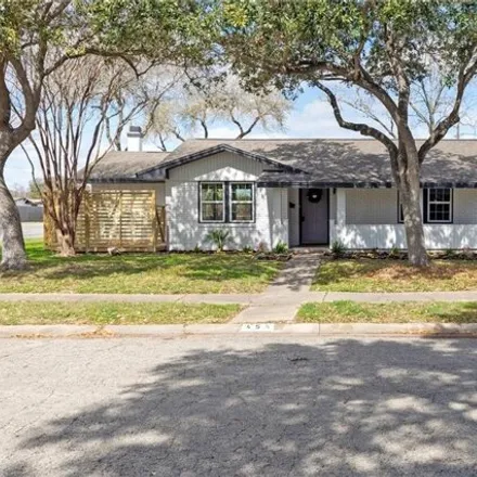 Buy this 3 bed house on 492 Williamson Place in Corpus Christi, TX 78411