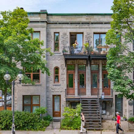 Rent this 3 bed townhouse on Mile End in Montreal, QC H2T 2S9