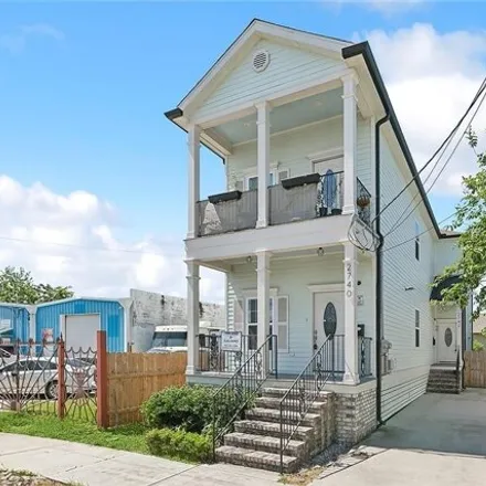 Rent this 3 bed house on 2744 Conti Street in New Orleans, LA 70119