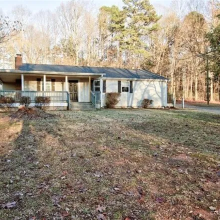 Buy this 3 bed house on 2818 Sunset Boulevard in Charlotte, NC 28269