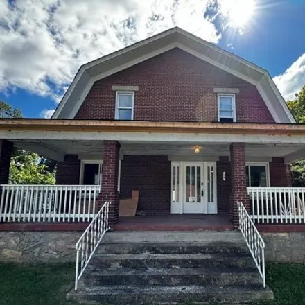 Buy this 4 bed house on 152 Mason Street in Sprague, Beckley