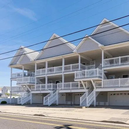 Buy this 3 bed condo on East Burk Avenue in Wildwood, NJ 08260