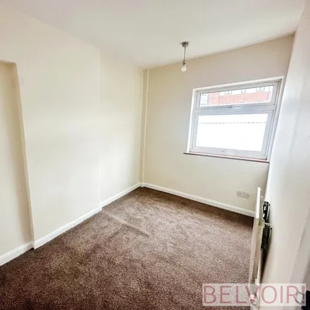 Image 6 - Littleworth, Mansfield, NG18 2RG, United Kingdom - Townhouse for rent