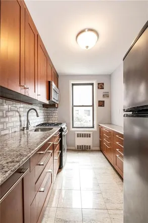 Image 7 - 2220 Burnett Street, New York, NY 11229, USA - Condo for sale