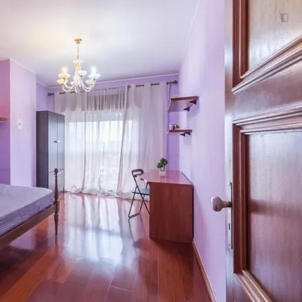 Rent this 6 bed room on unnamed road in 4200-475 Porto, Portugal